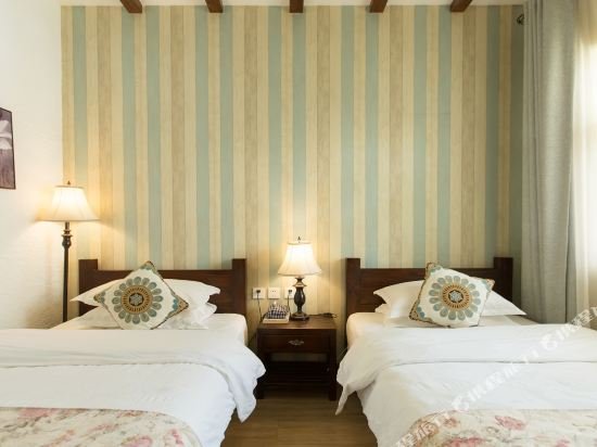 Фото ErHai Gate No. 1 Hotel