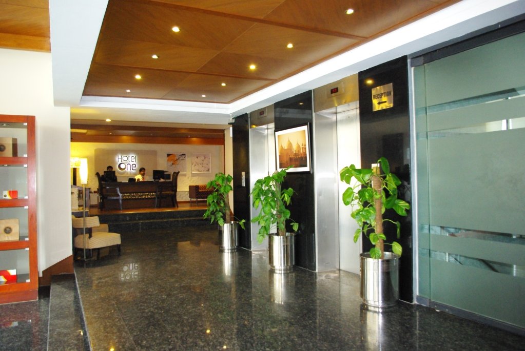 Фото Hotel One Gulberg