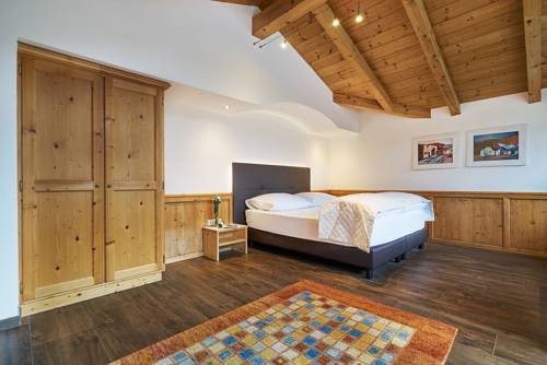 Фото Hotel Enzian