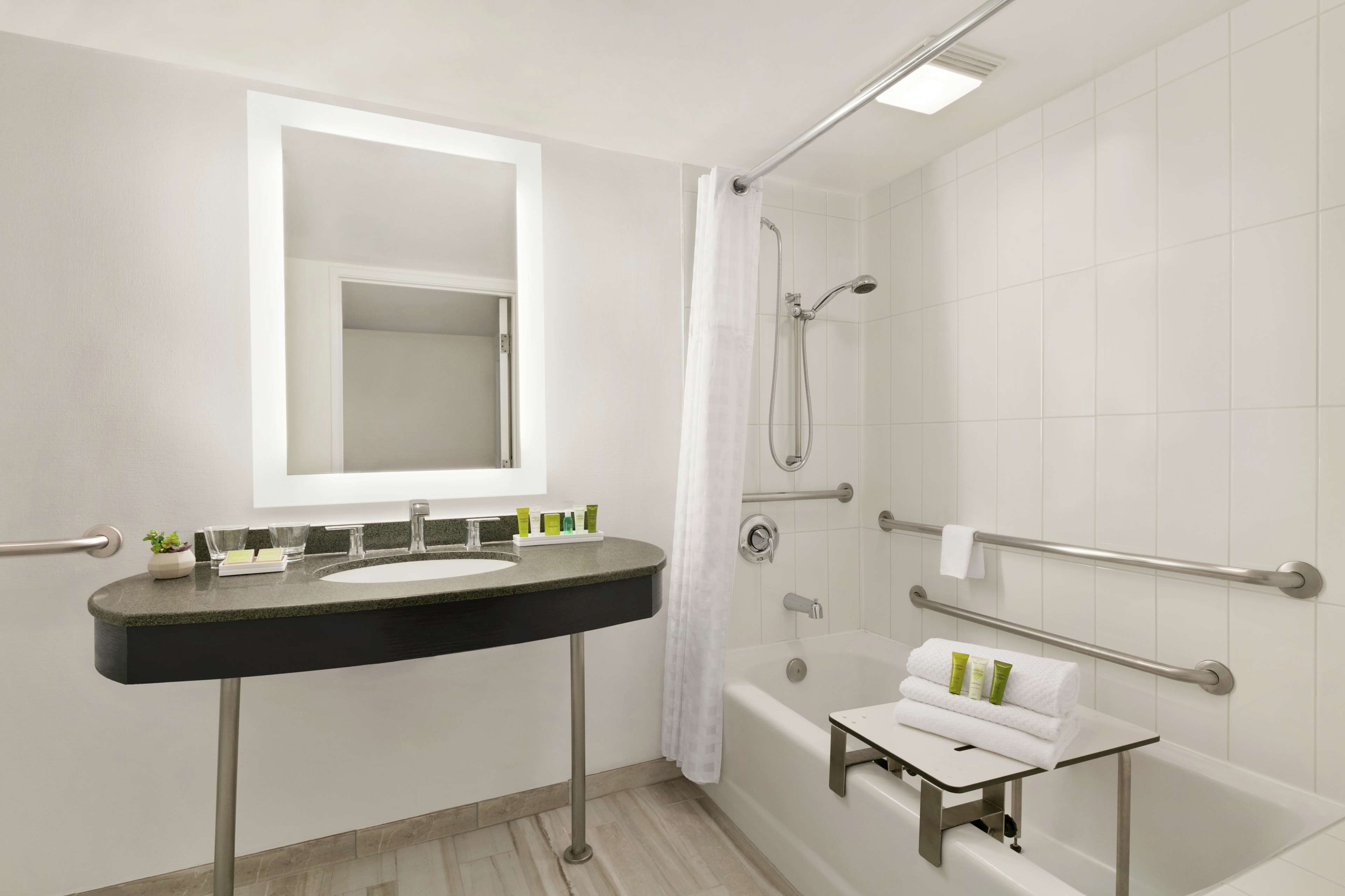 Фото Hilton Scottsdale Resort & Villas