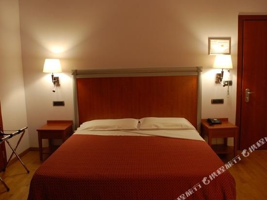 Фото West Florence Hotel