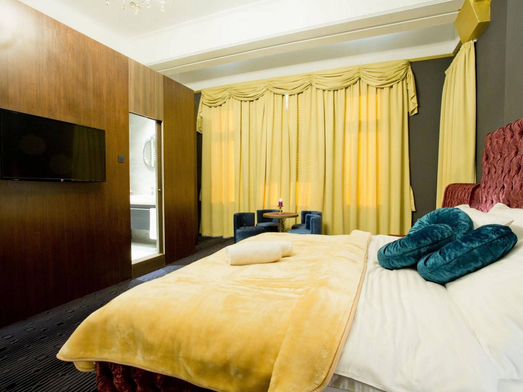 Фото Main Square Hostel