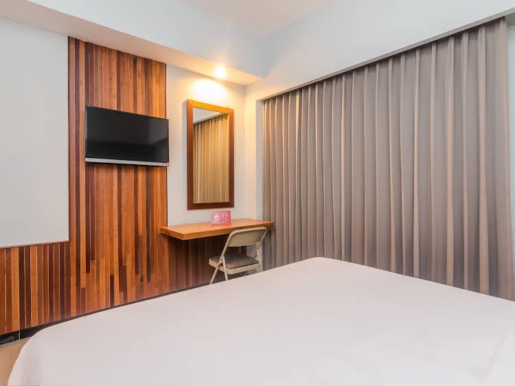 Фото Hadi Poetra Hotel