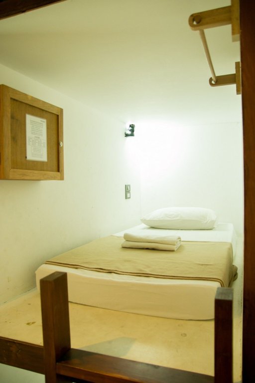 Фото Samsen Street Hotel