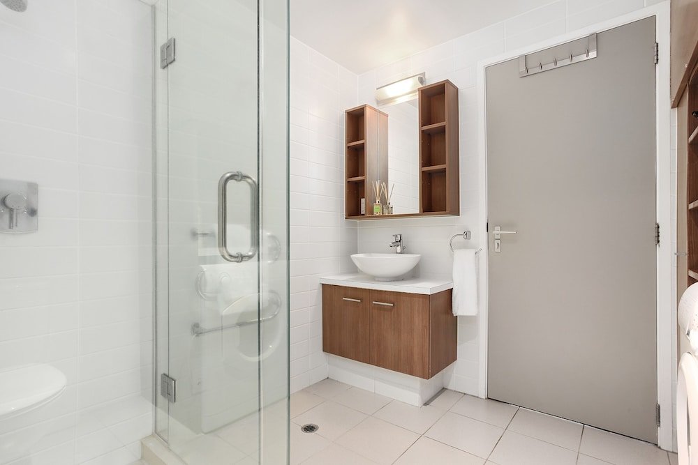 Фото City and Sea Views for Miles