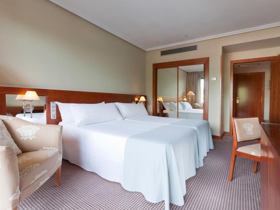Фото Hotel Madrid Alameda Aeropuerto Affiliated by Melia