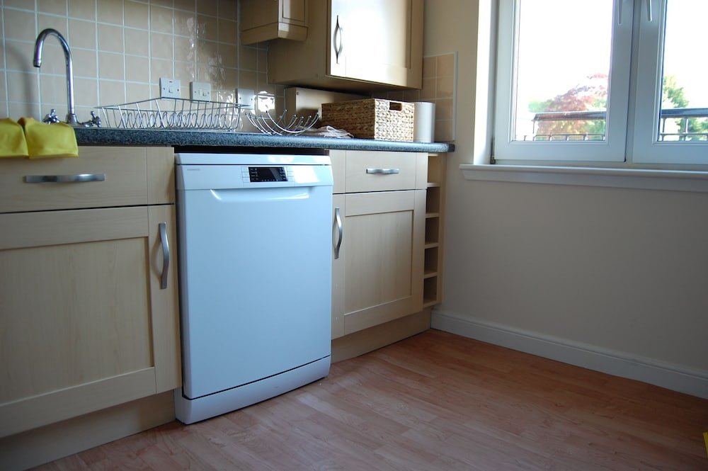 Фото Craigend Park Apartments