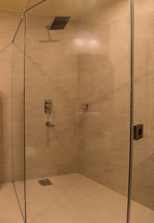 Фото The Solitaire Express