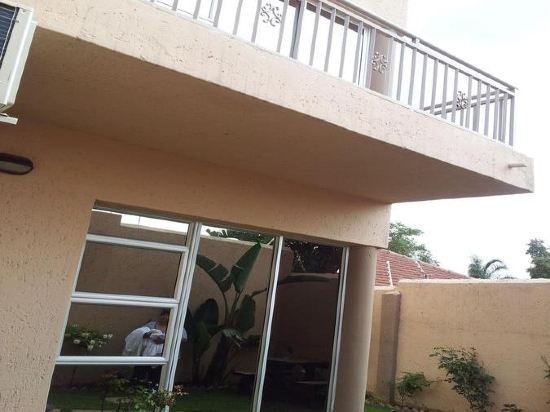 Фото Houghton Guest House