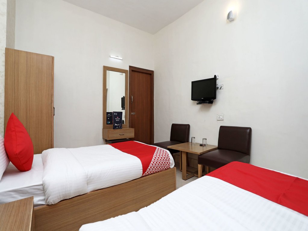 Фото Oyo 11937 Hotel Meedo