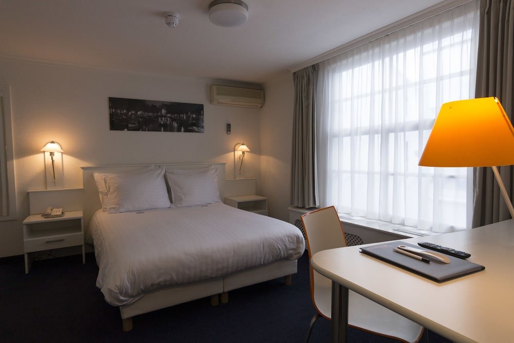 Фото Hotel Multatuli