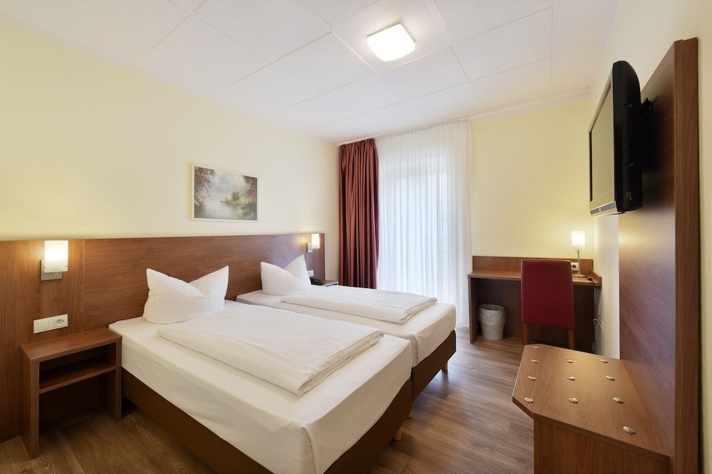 Фото Hotel Schumacher Düsseldorf