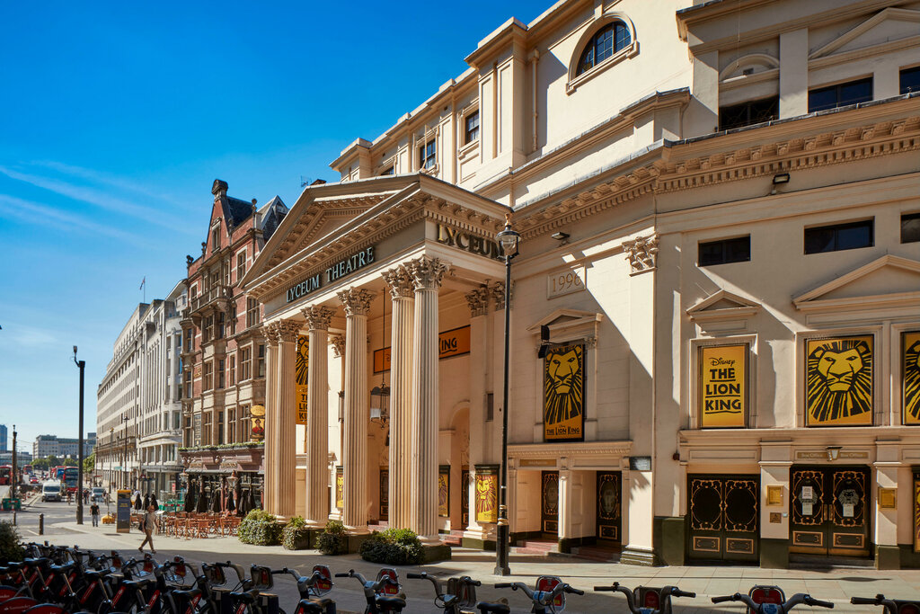 Entertainment center Lyceum Theatre, London, photo