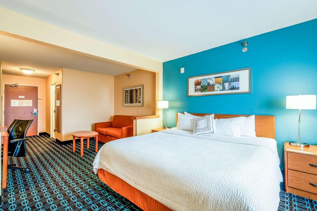 Фото Wingate by Wyndham Minot