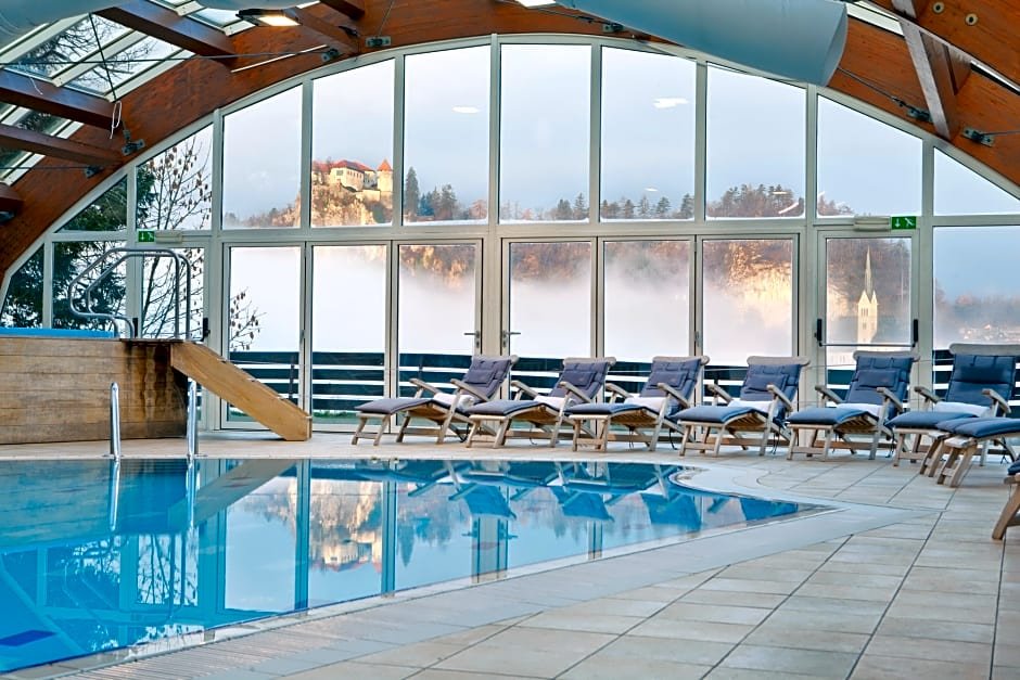 Фото Hotel Kompas