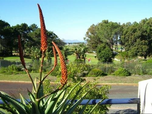 Гостиница Fernkloof Lodge