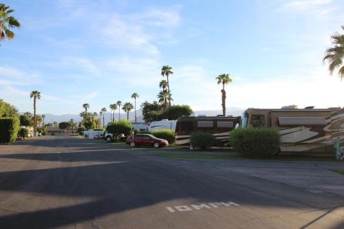 Фото Indian Wells Rv Resort