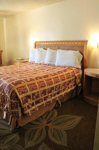 Фото Valli Hi Motel