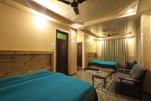 Фото отеля 2