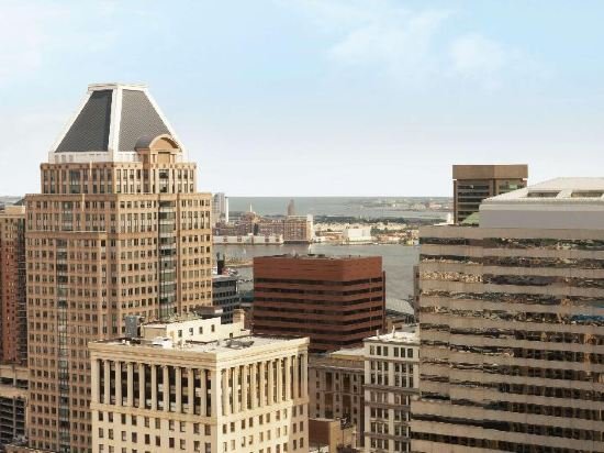 Фото Embassy Suites Baltimore-Downtown