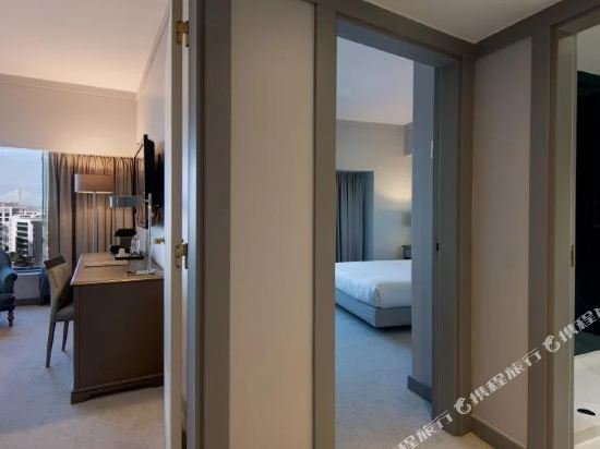 Фото Tivoli Oriente Lisboa Hotel