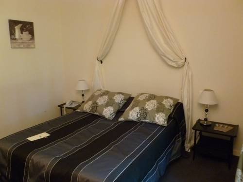 Фото Hostellerie Du Royal Lieu