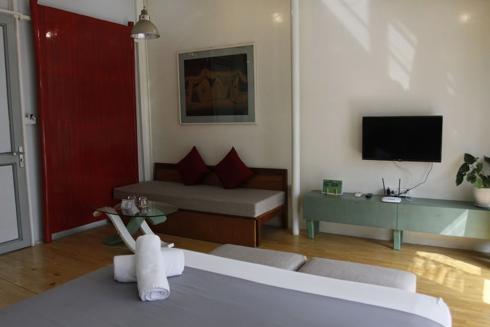 Фото Hanoi Secret Garden Hotel