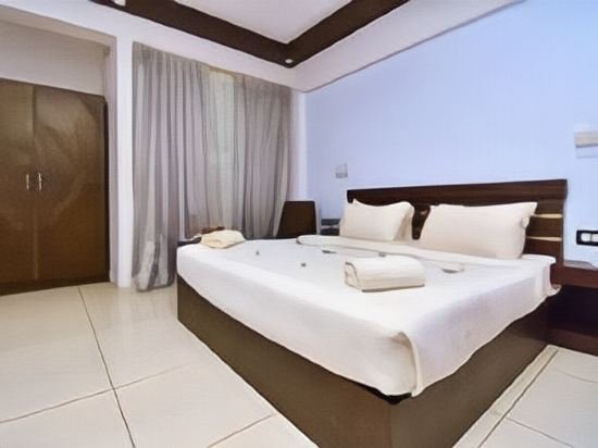 Фото Leela Backwaters Inn