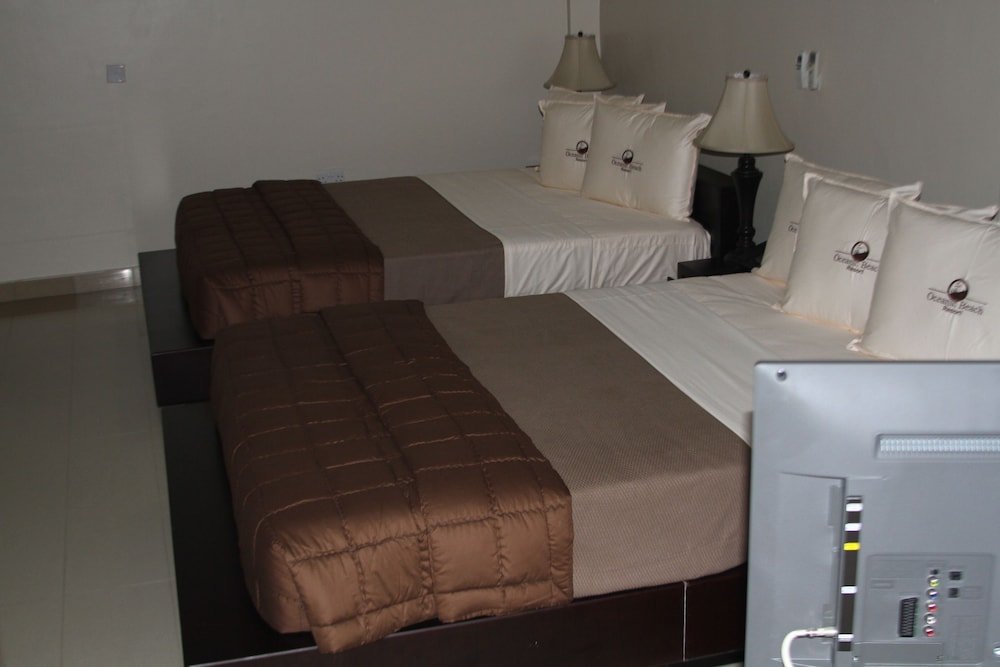 Фото Oceanic Resort