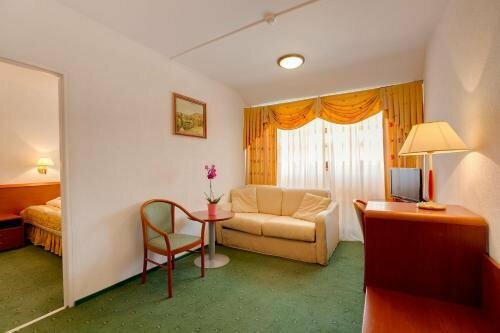Гостиница Hotel Zajazd Piastowski в Казимеж-Дольны