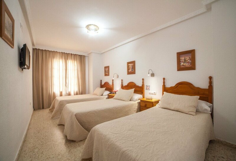 Гостиница Hostal Alborada в Тарифе