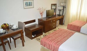 Grand Heights Hotel Apartments (Grand Heights Hotel Apartments, Al Thanyah First, Hadaeq Mohammed Bin Rashid, Dubai), hotel