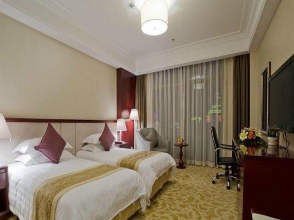 Фото Jiangsu Cuipingshan Hotel