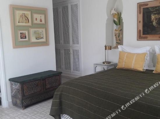 Фото Riad Mokhtar