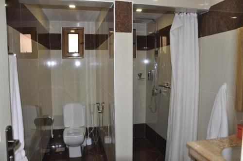 Фото Elite Suites Hotel