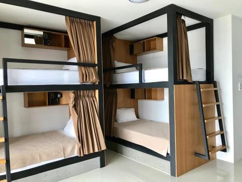 Фото Homey-Donmueang Hostel