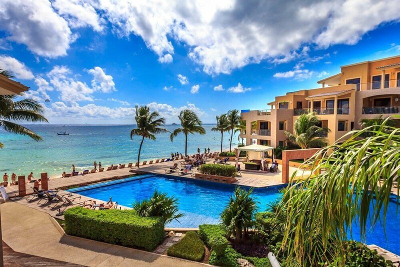 Гостиница El Faro 3 Br Beachfront with Private Pool в Плая-дель-Кармен