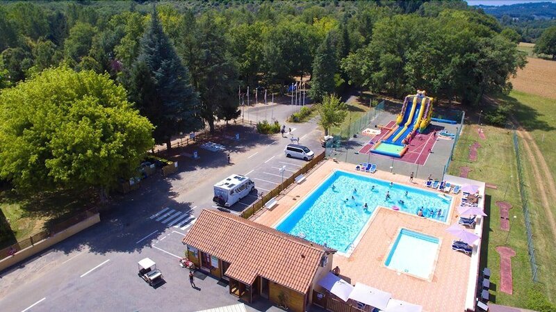 Гостиница Camping De Maillac Chalets