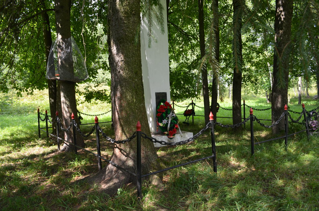 Monument, memorial Односельчанам, погибшим в годы Великой Отечественной войны, Kaluga Oblast, photo