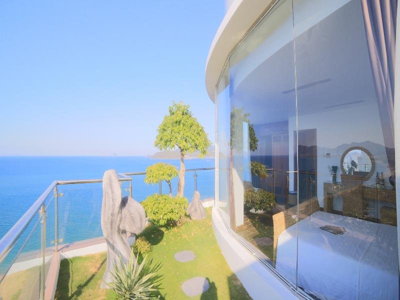 Фото Miss Bamboo The Light Hotel