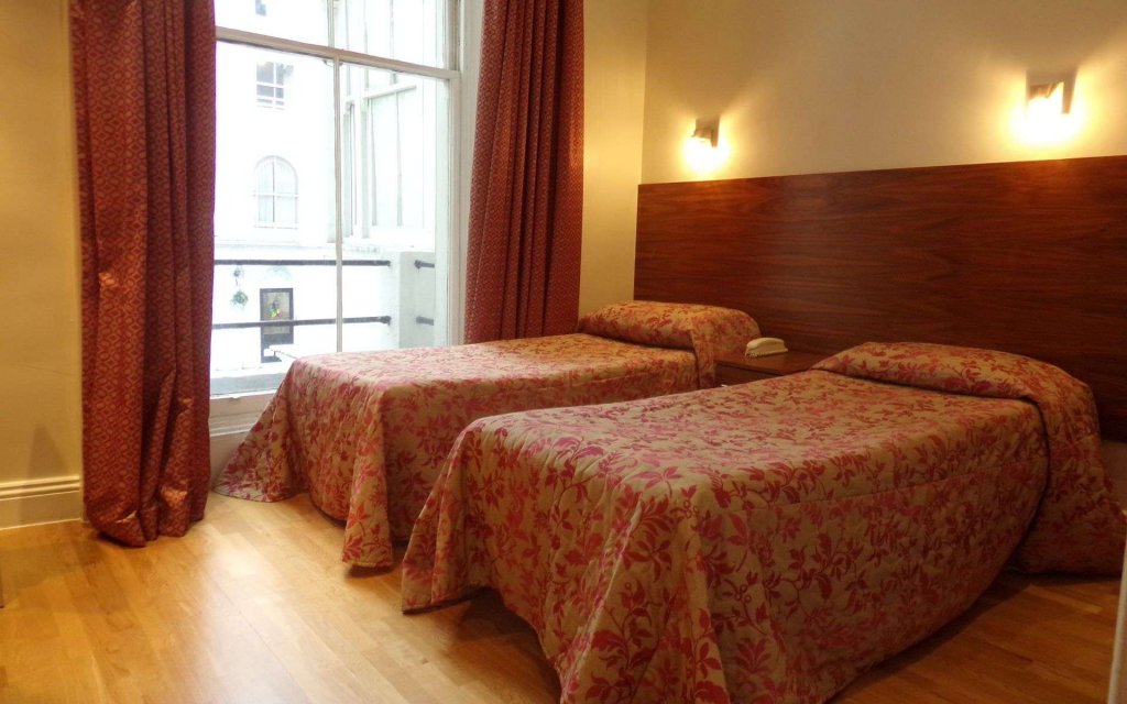 Фото Wedgewood Hotel