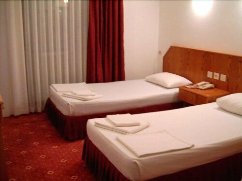 Гостиница Kanarya Hotel в Чешме