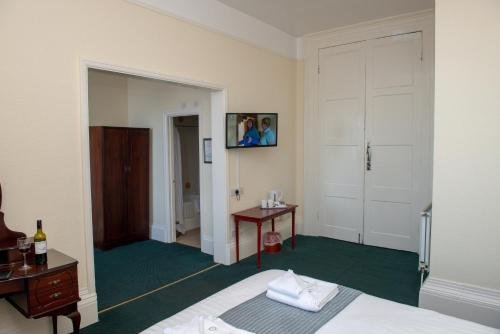 Фото Royal Lion Hotel