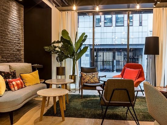 Фото Laz' Hotel SPA Urbain Paris