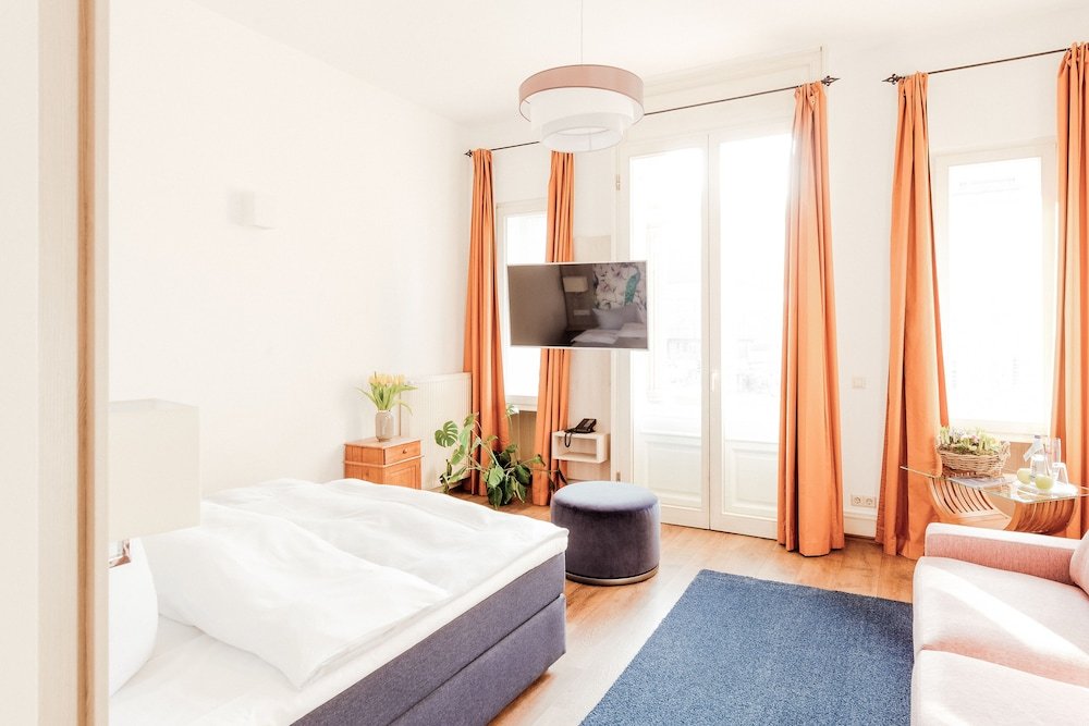 Фото Denner Hotel