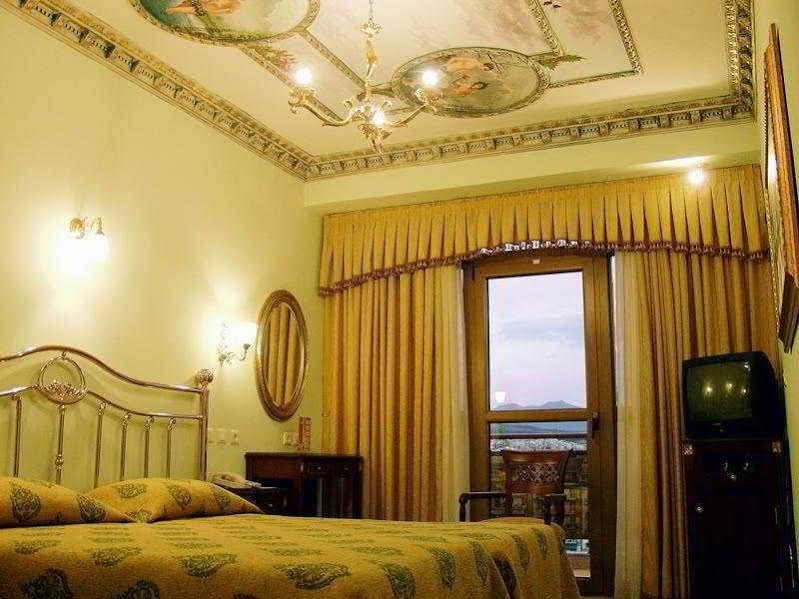 Фото Imperial Palace Hotel