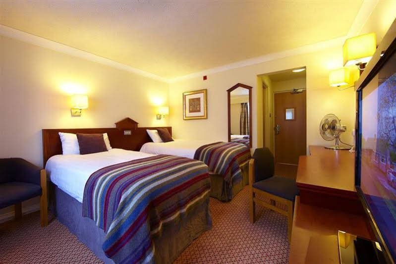 Фото Village Hotel Nottingham