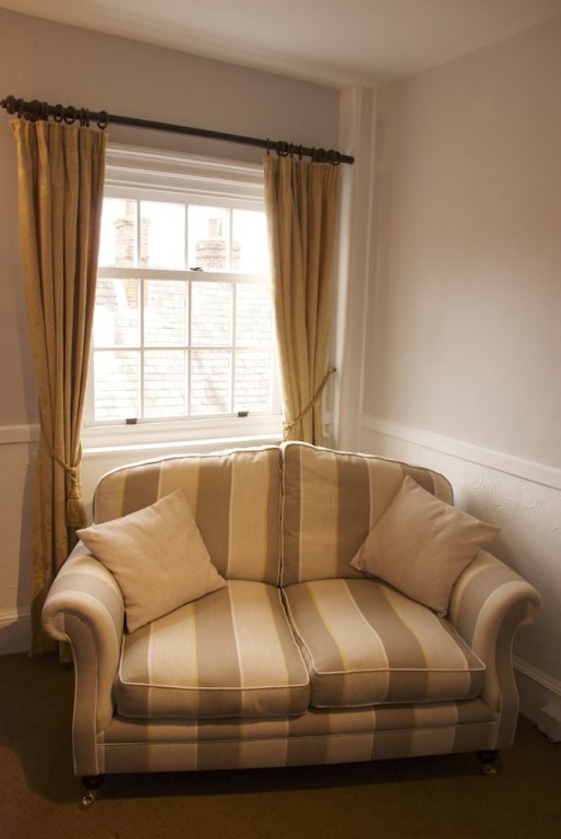 Фото Chantry Hotel