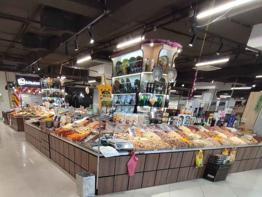 Nuts, snacks, dried fruits Орехи, снеки, сухофрукты, Voronezh, photo