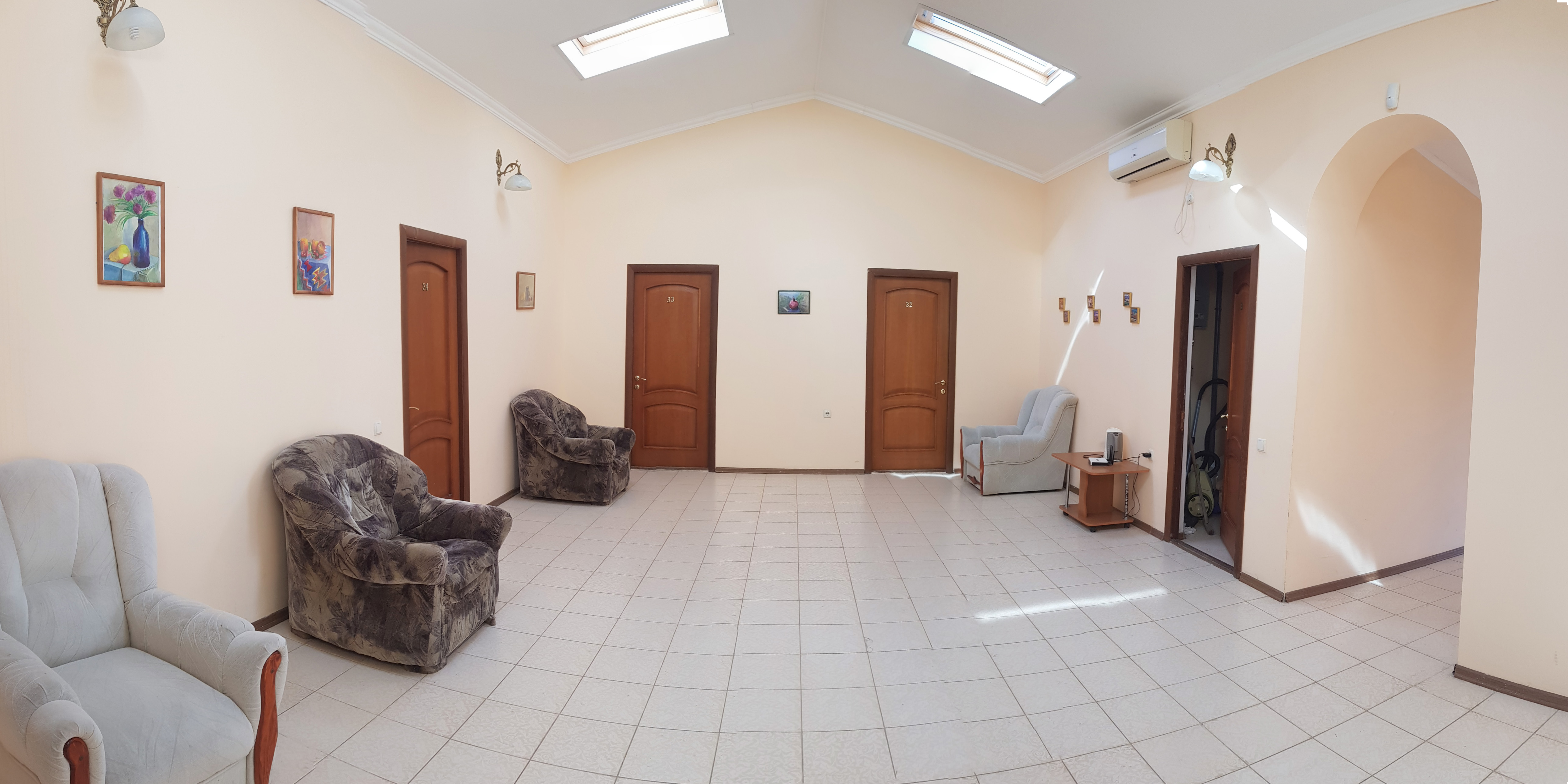 Фото Мер Бак